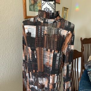 Multicolored turtle neck pull over shirt